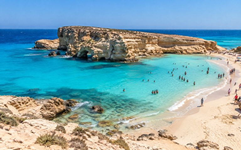 شاليه 3 غرف صف أول في بورتو السخنة